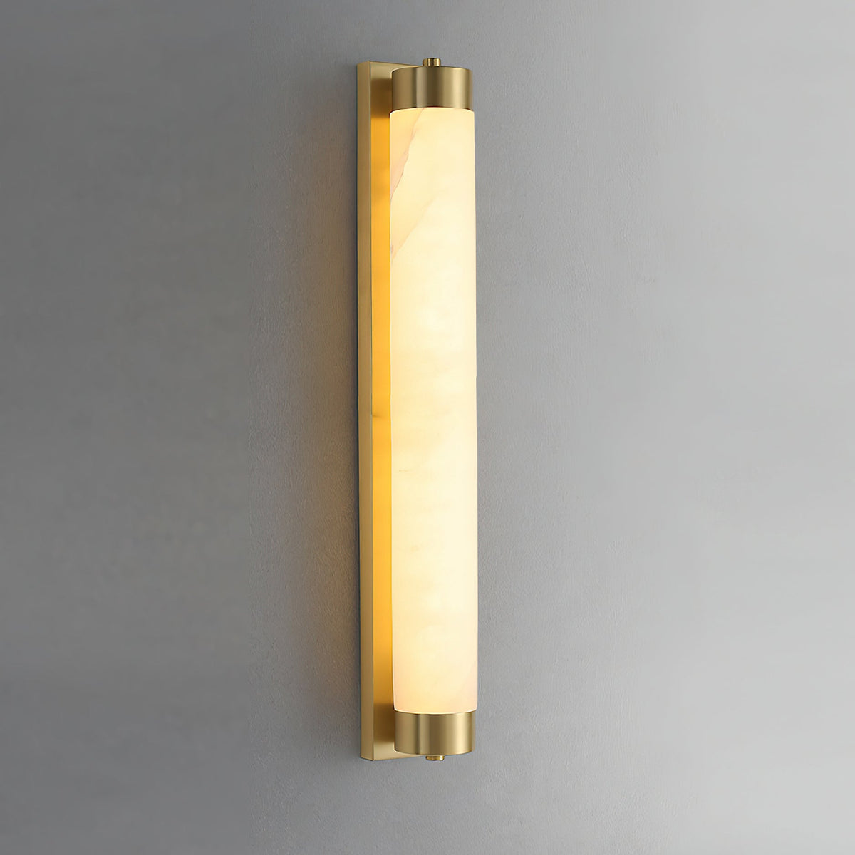 Alvion vägglampa i alabaster