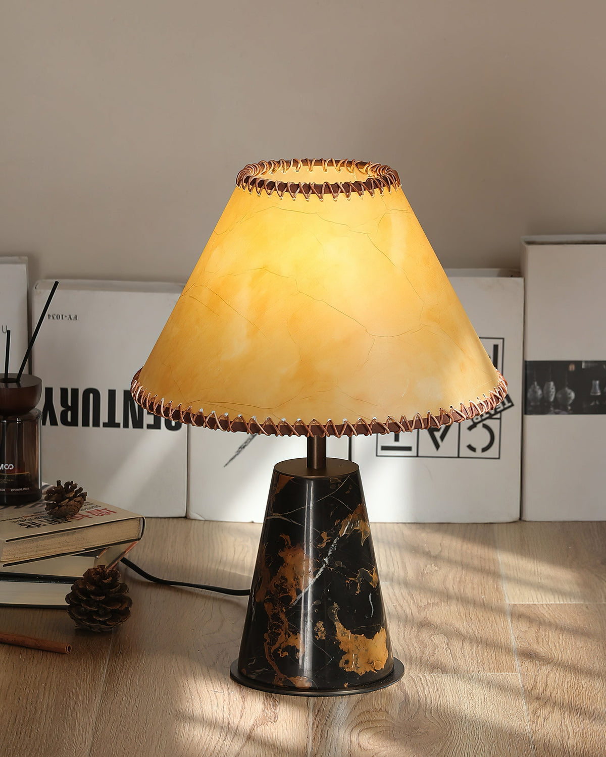 Amberlyn-bordlampe