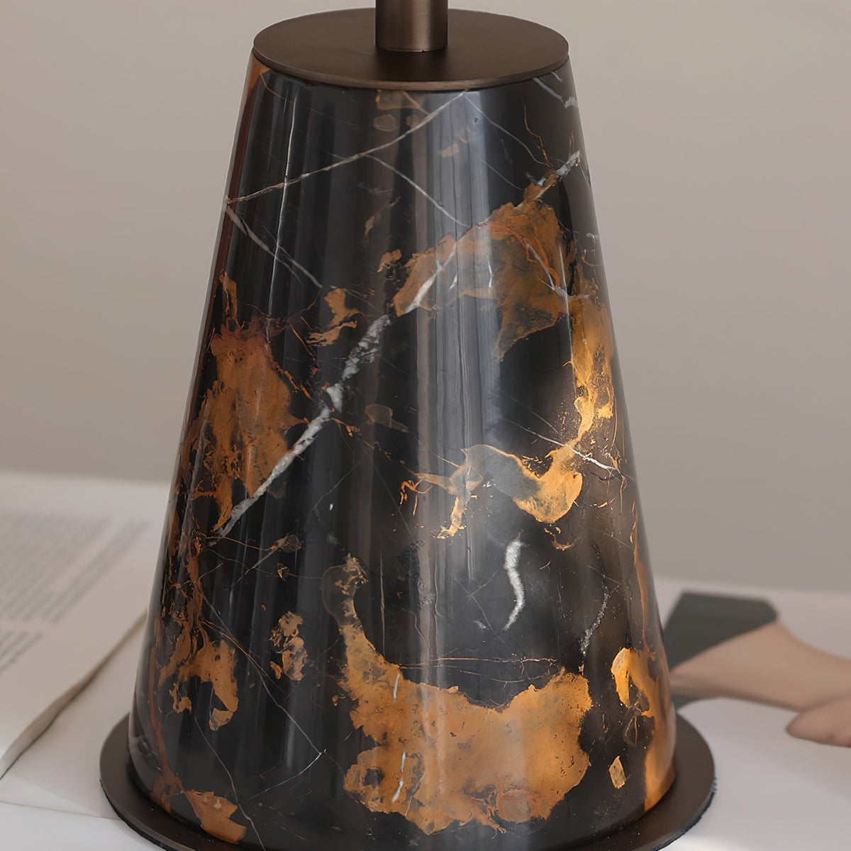 Amberlyn-bordlampe