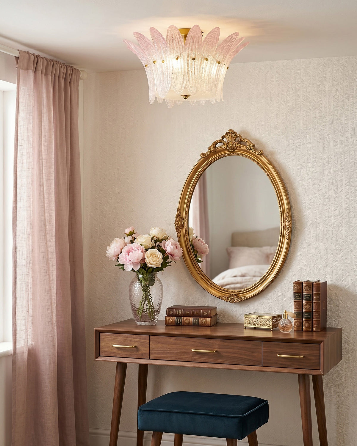 Treviso loftslampe med kronbladsdesign