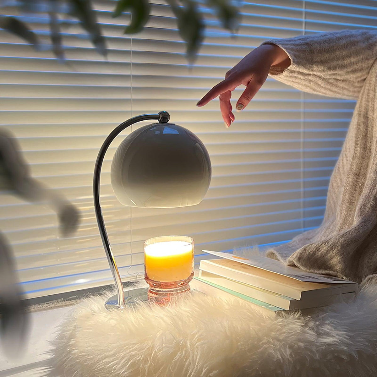 Zephyrce bordslampa i midcentury-modern stil
