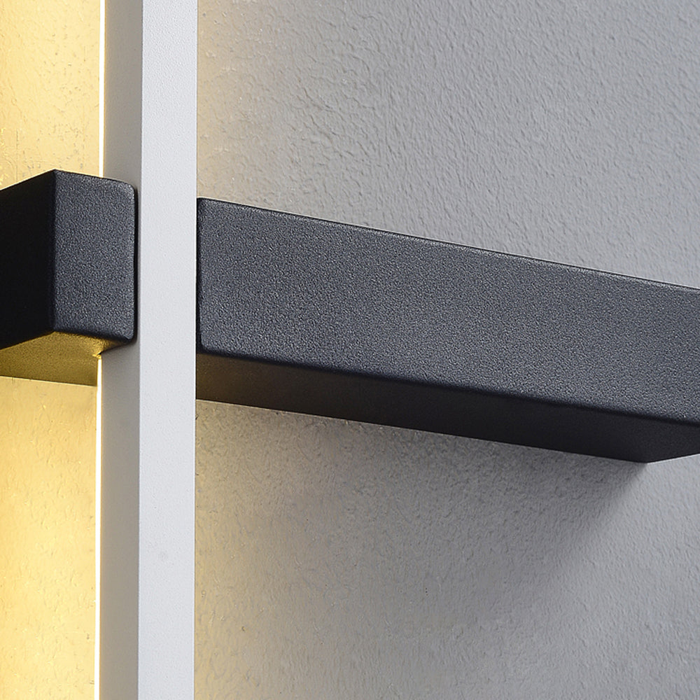 Arishan minimalistinen lineaarinen monivärinen seinävalaisin