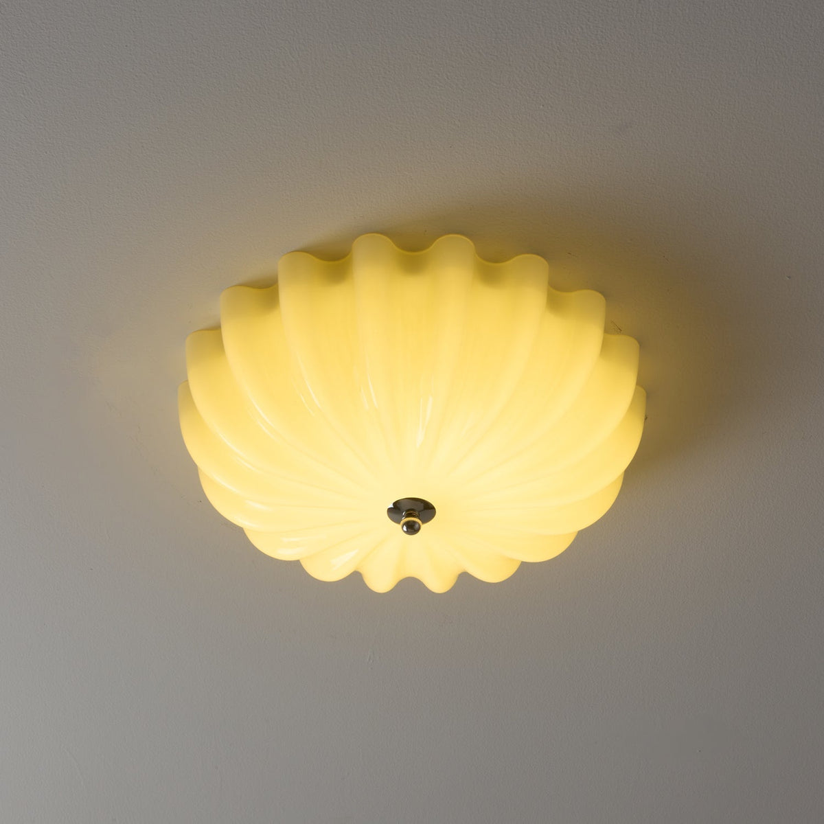 Zerinos premium nordisk konstnärlig taklampa i snäckform med trä och glas