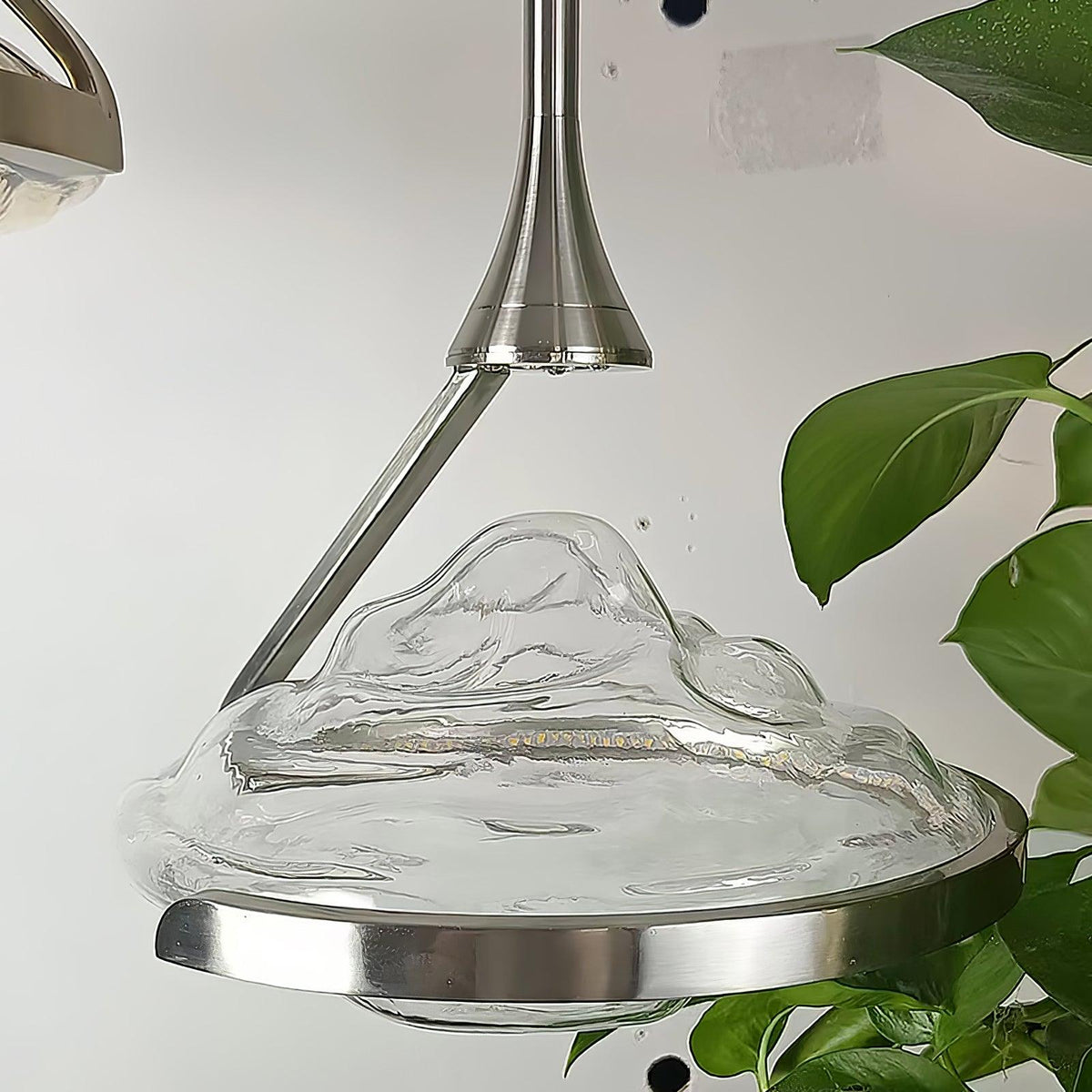 Elyarette pendellampa med diamantkristall