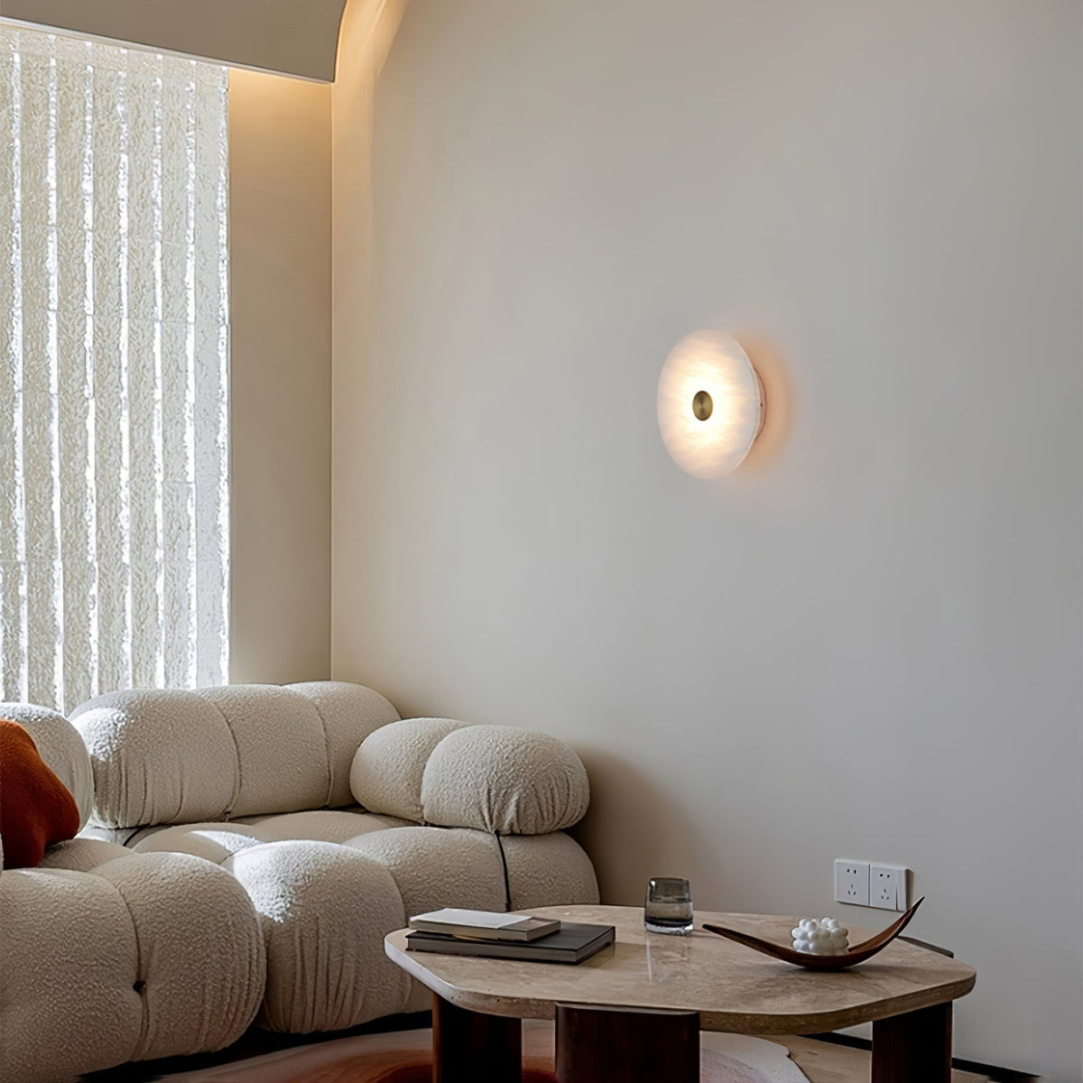 Selina minimalistisk taklampa i alabaster