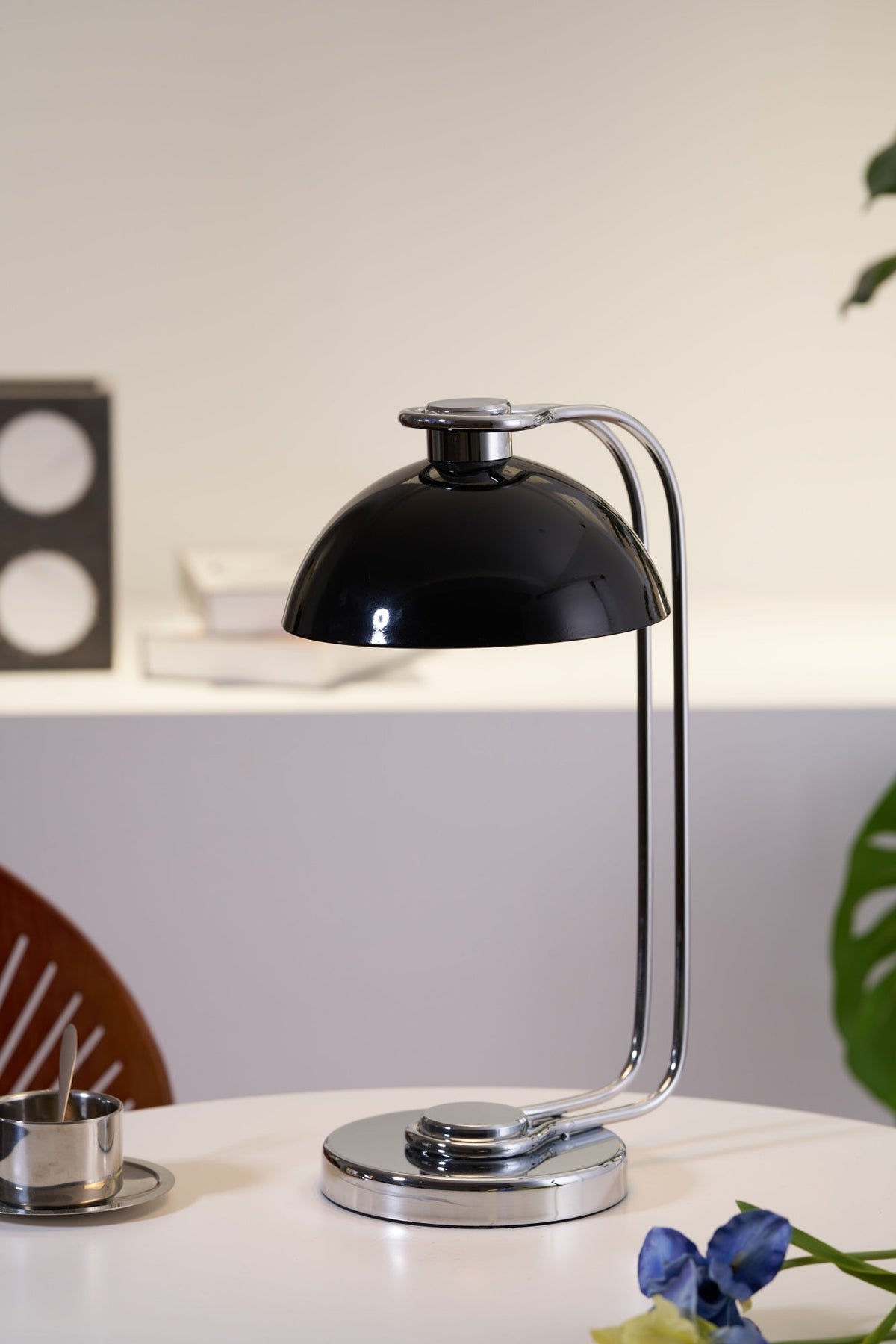 Candeeiro de mesa contemporâneo em acrílico Lucanella