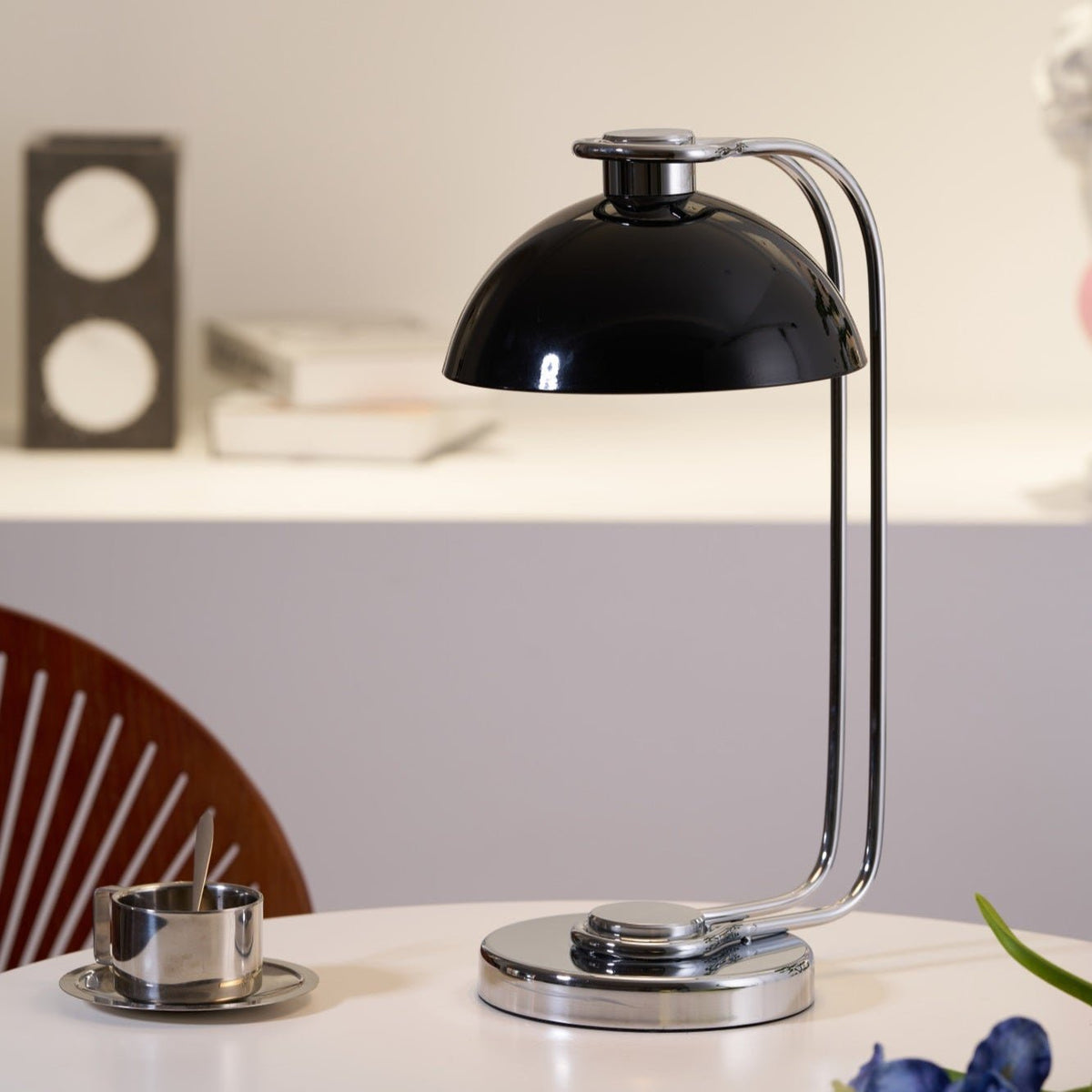 Candeeiro de mesa contemporâneo em acrílico Lucanella