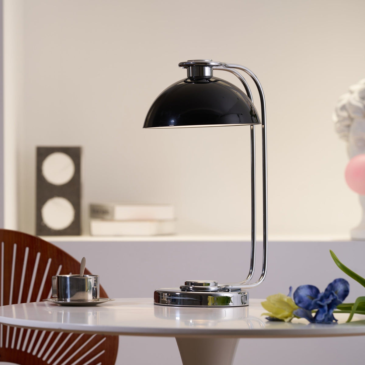 Candeeiro de mesa contemporâneo em acrílico Lucanella