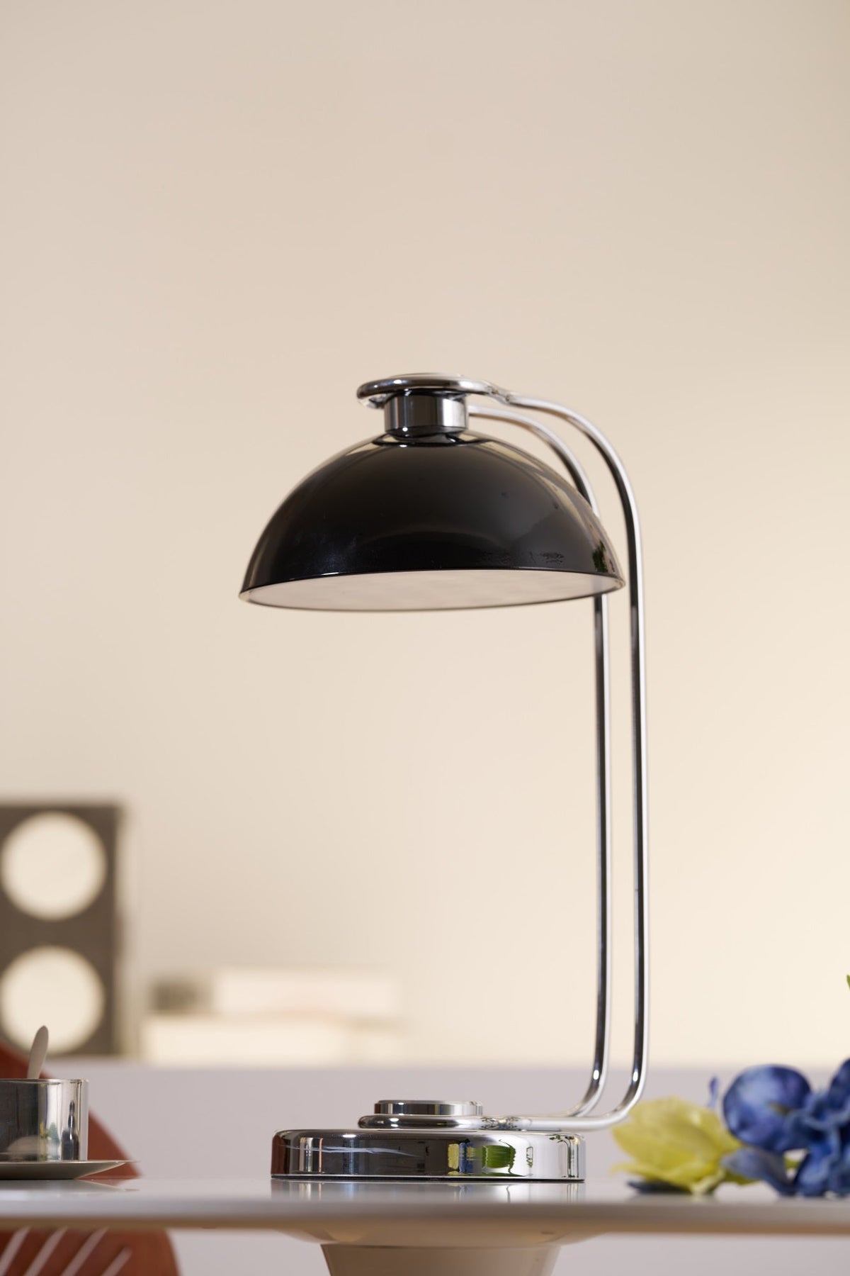 Candeeiro de mesa contemporâneo em acrílico Lucanella