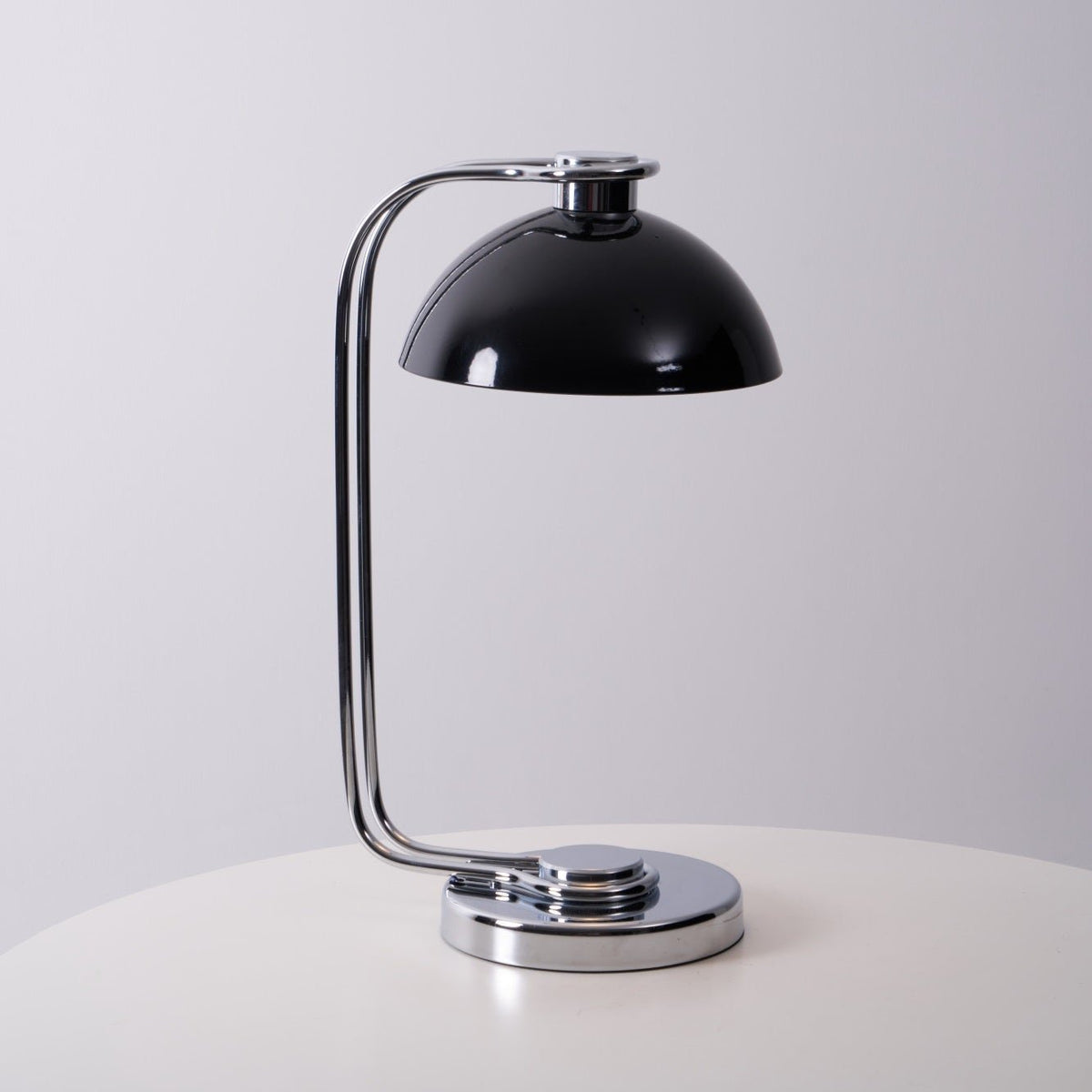 Candeeiro de mesa contemporâneo em acrílico Lucanella