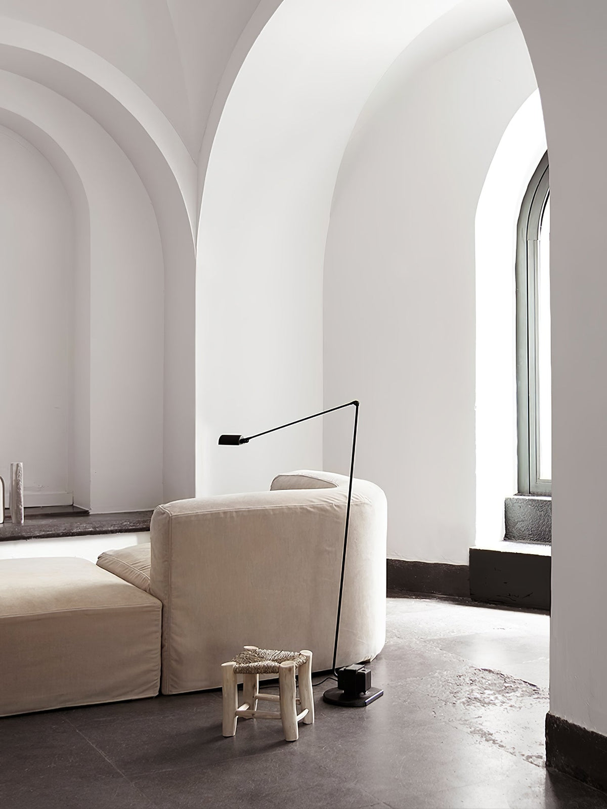 Nerilux justerbar gulvlampe
