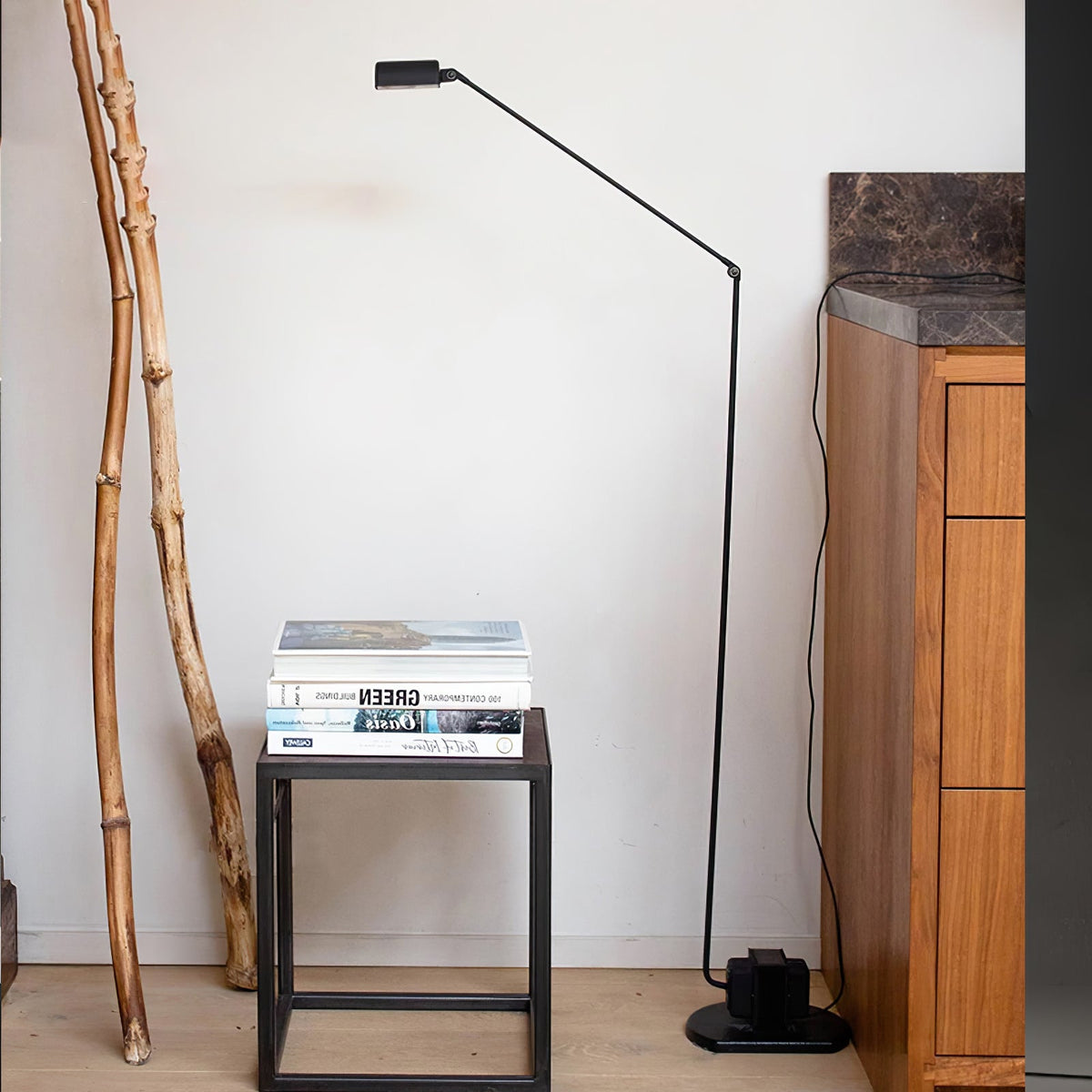Nerilux justerbar gulvlampe