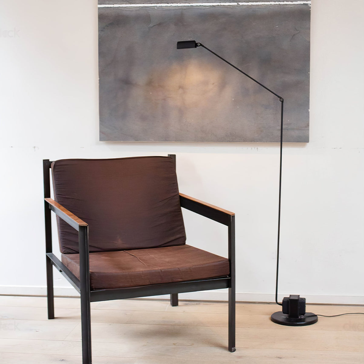 Nerilux justerbar gulvlampe
