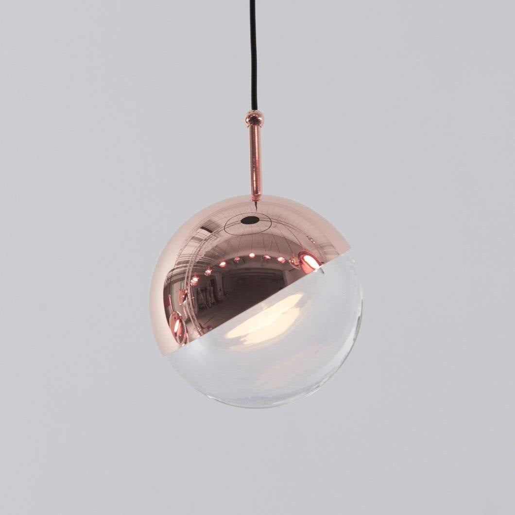Zaneth minimalistisk pendellampe i stål og glas med flere ophæng til trappe