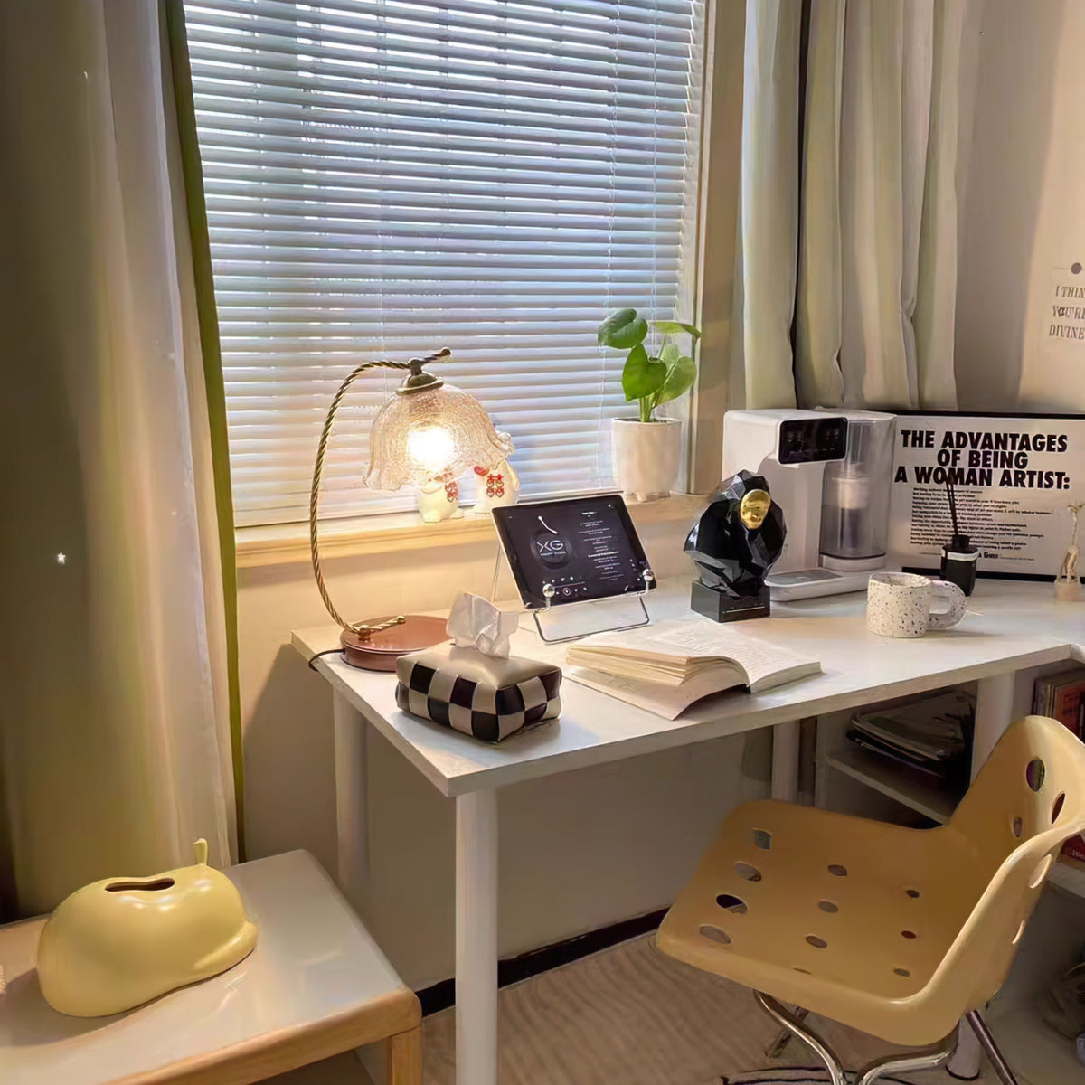 Kostor bordlampe