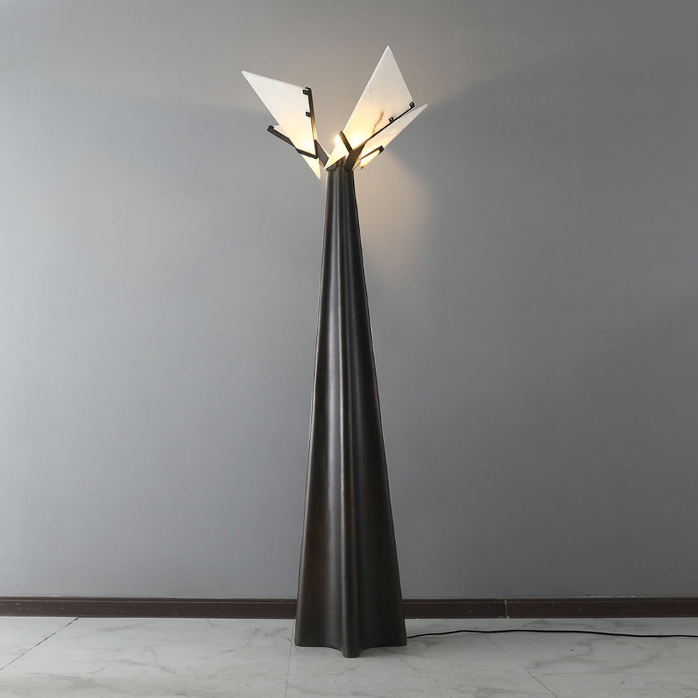 Spire-golvlampa i alabaster