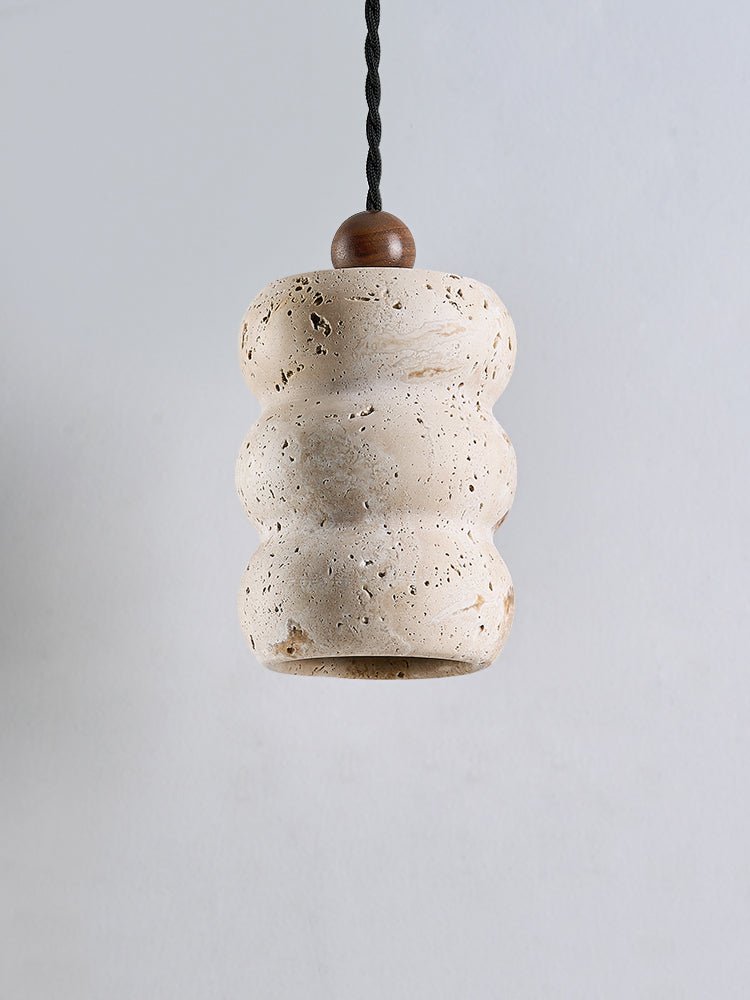 Bors Dune Pebble-pendellampe i gul travertin