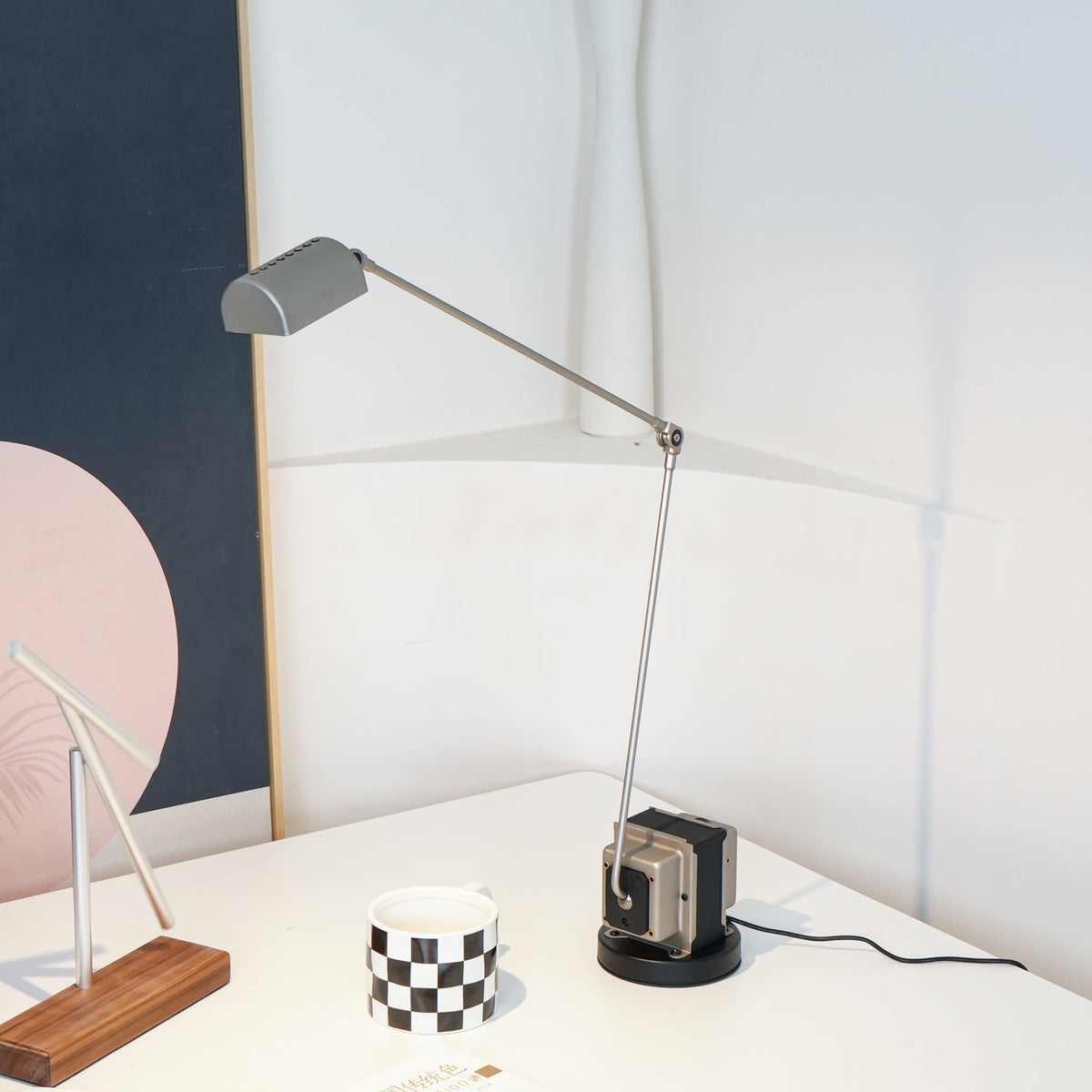 Orvyn minimalistisk bordlampe