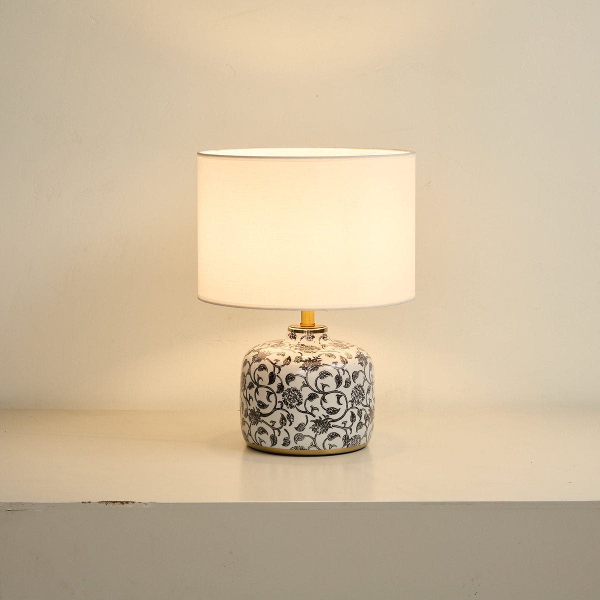 Ebony Vine keramisk bordlampe