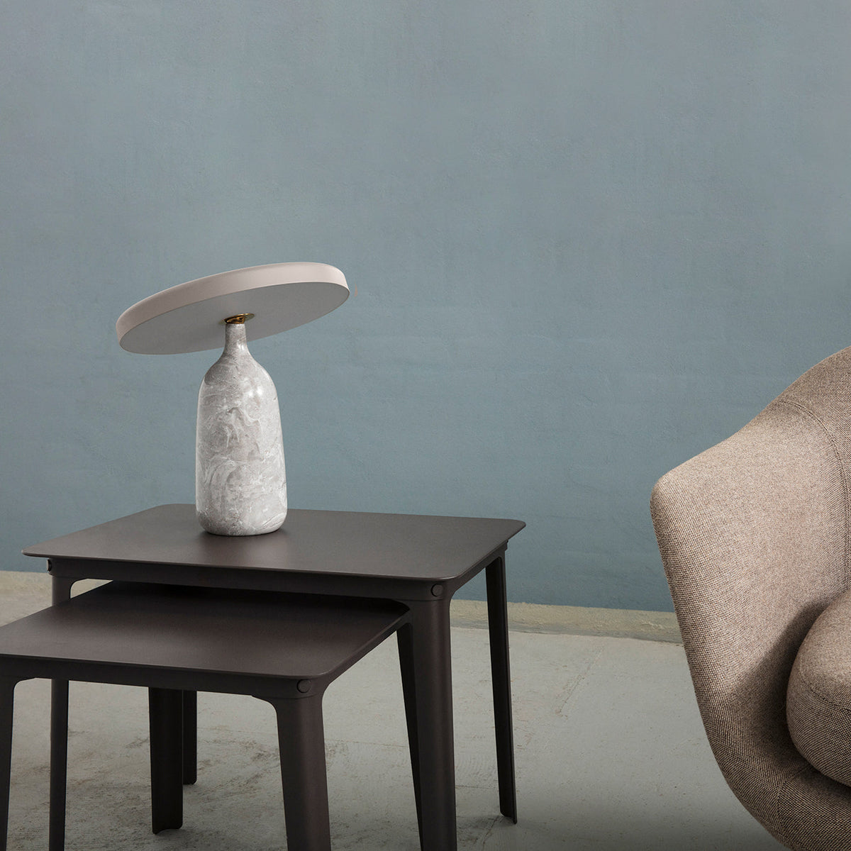 Astrian minimalistisk marmorbordlampe