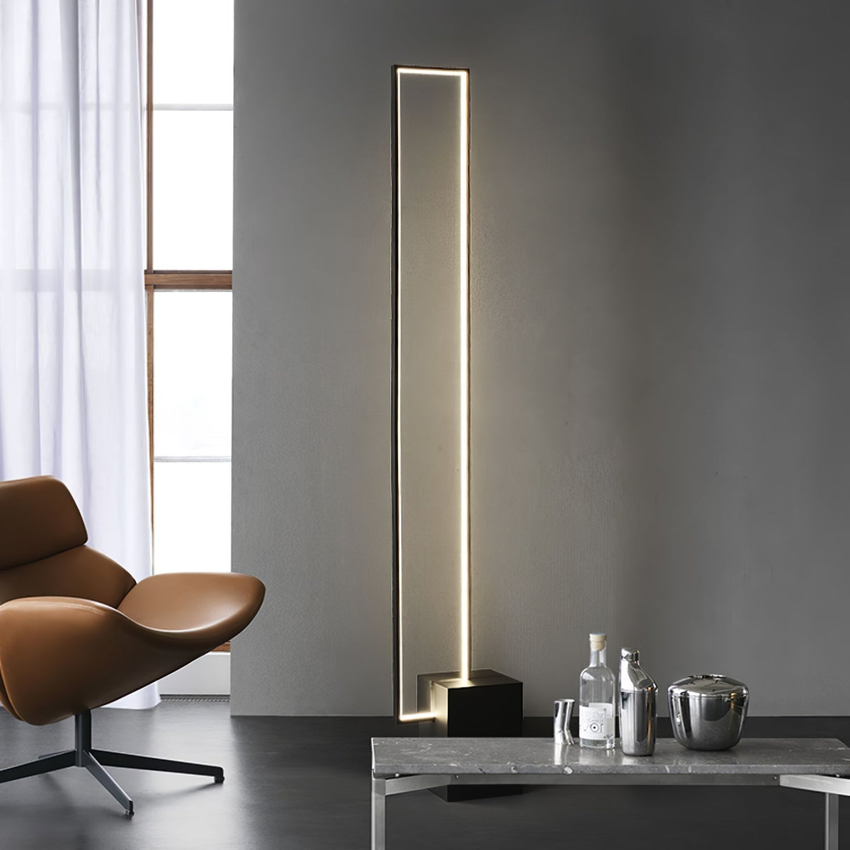 Keloza gulvlampe i aluminium