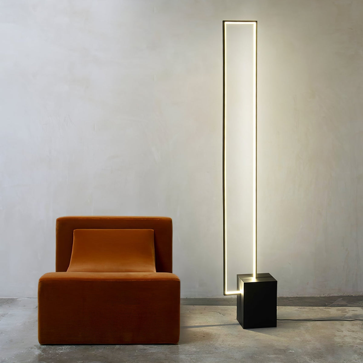 Keloza gulvlampe i aluminium