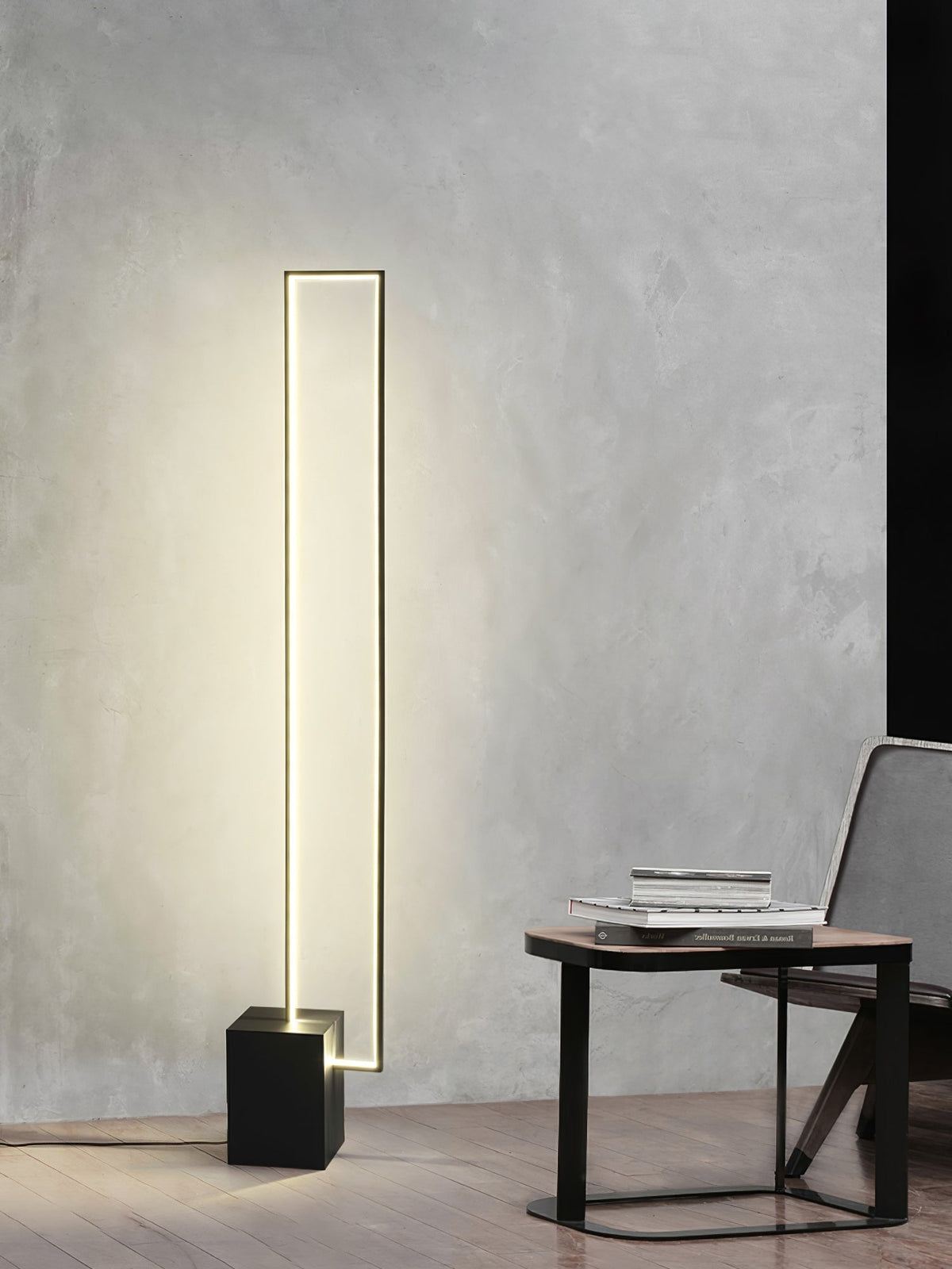 Keloza gulvlampe i aluminium