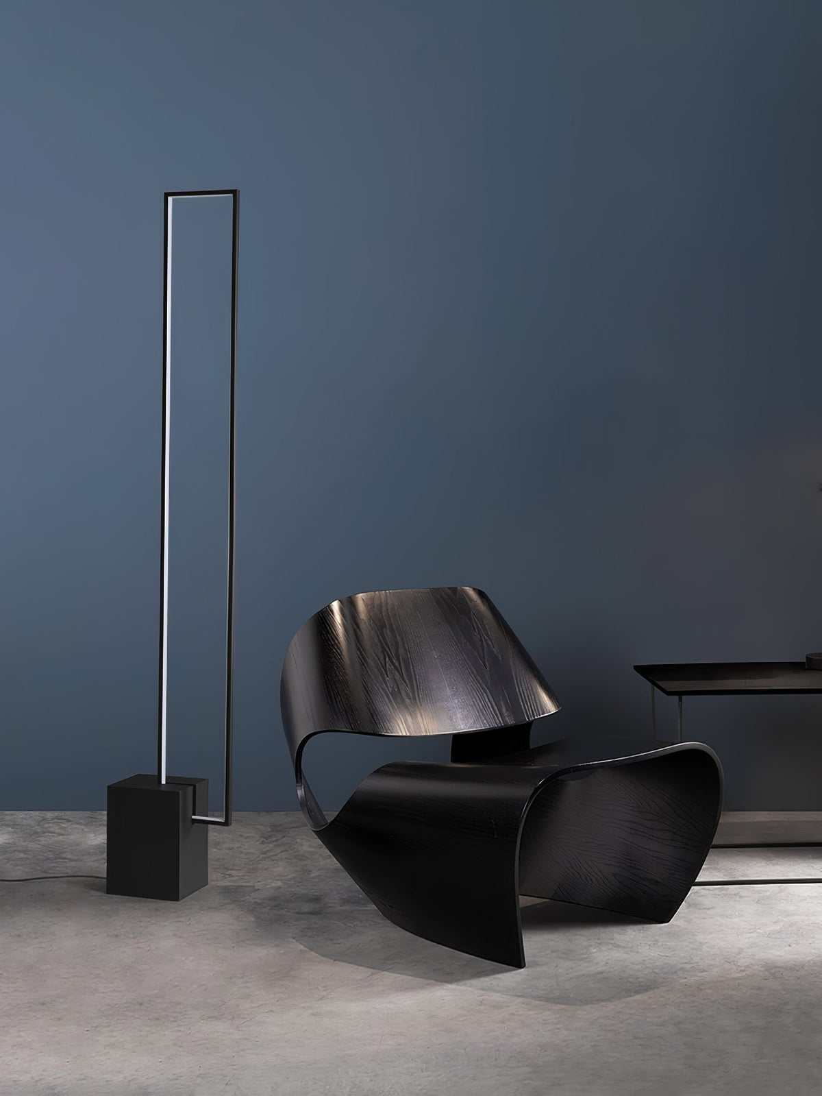 Keloza gulvlampe i aluminium