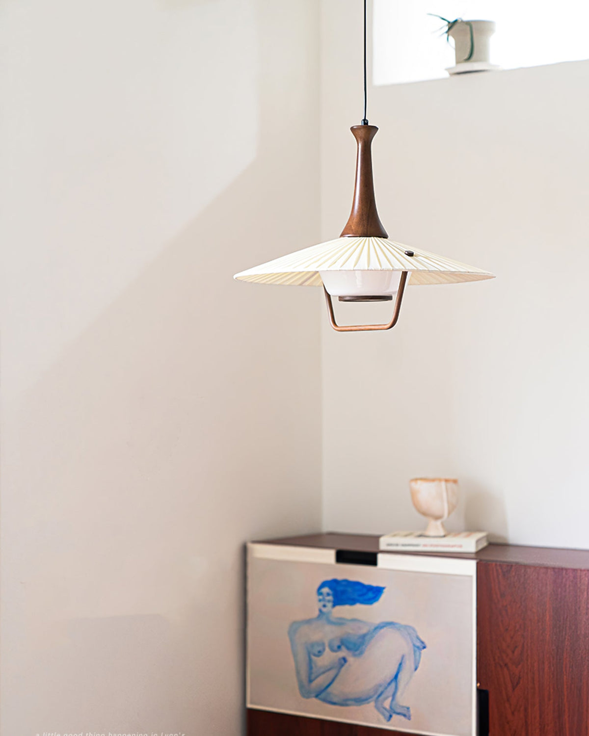 Candeeiro suspenso Mydorisra Traditional Classic em tecido e madeira