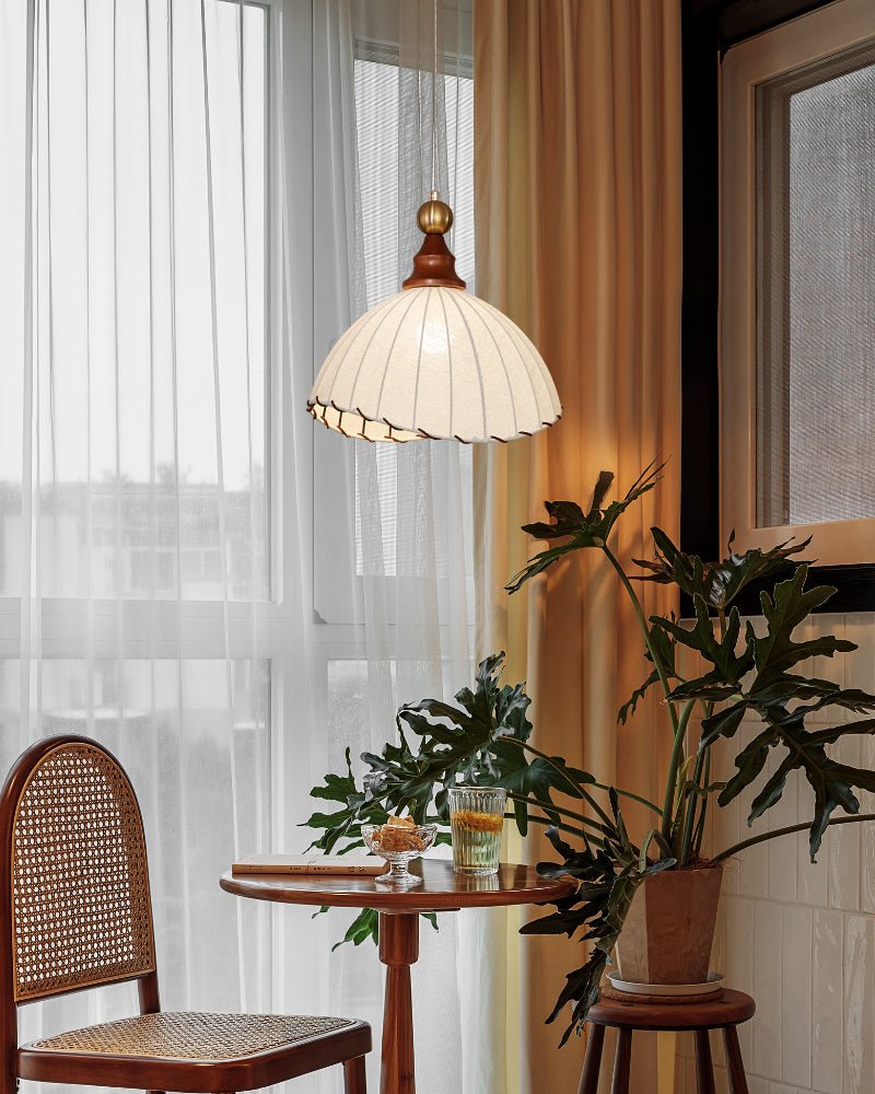 Earian elegant pendellampe i træ og stof