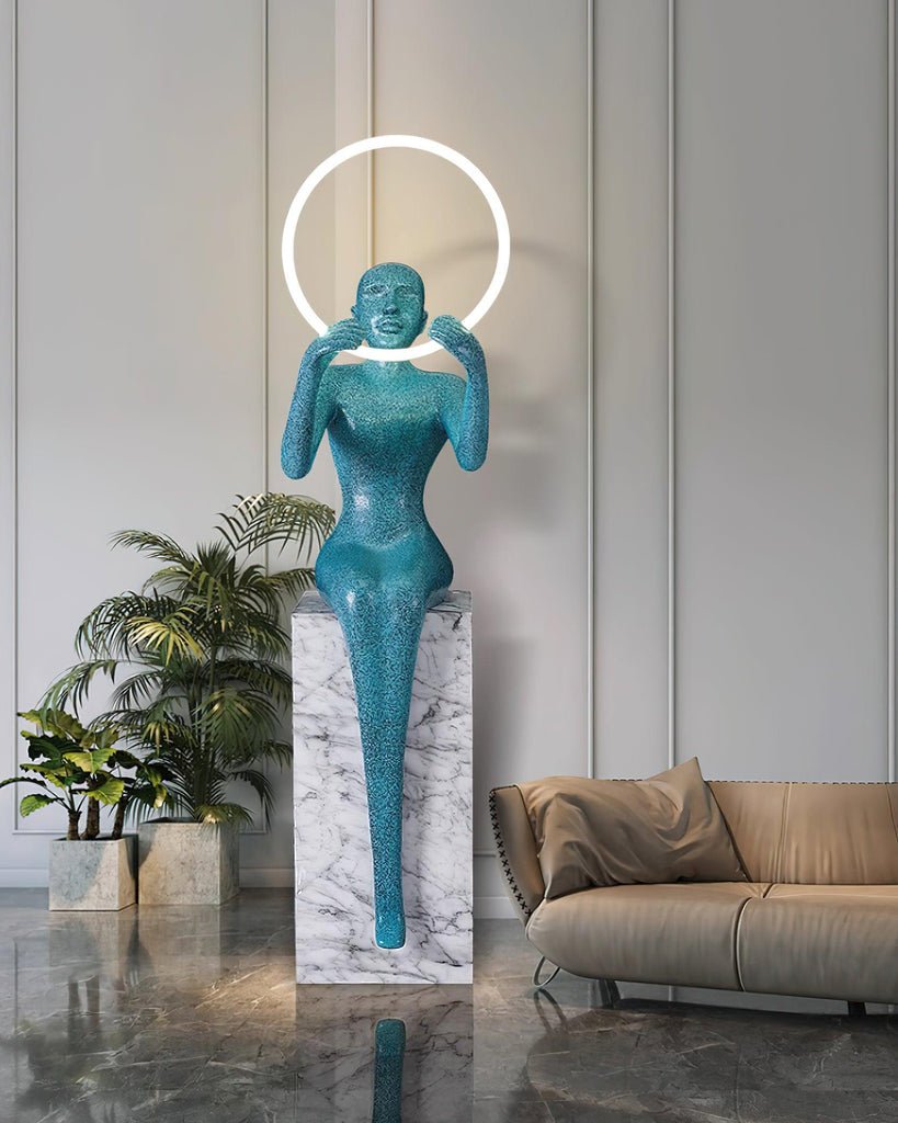 Orelaielle Skulpturel sort gulvlampe