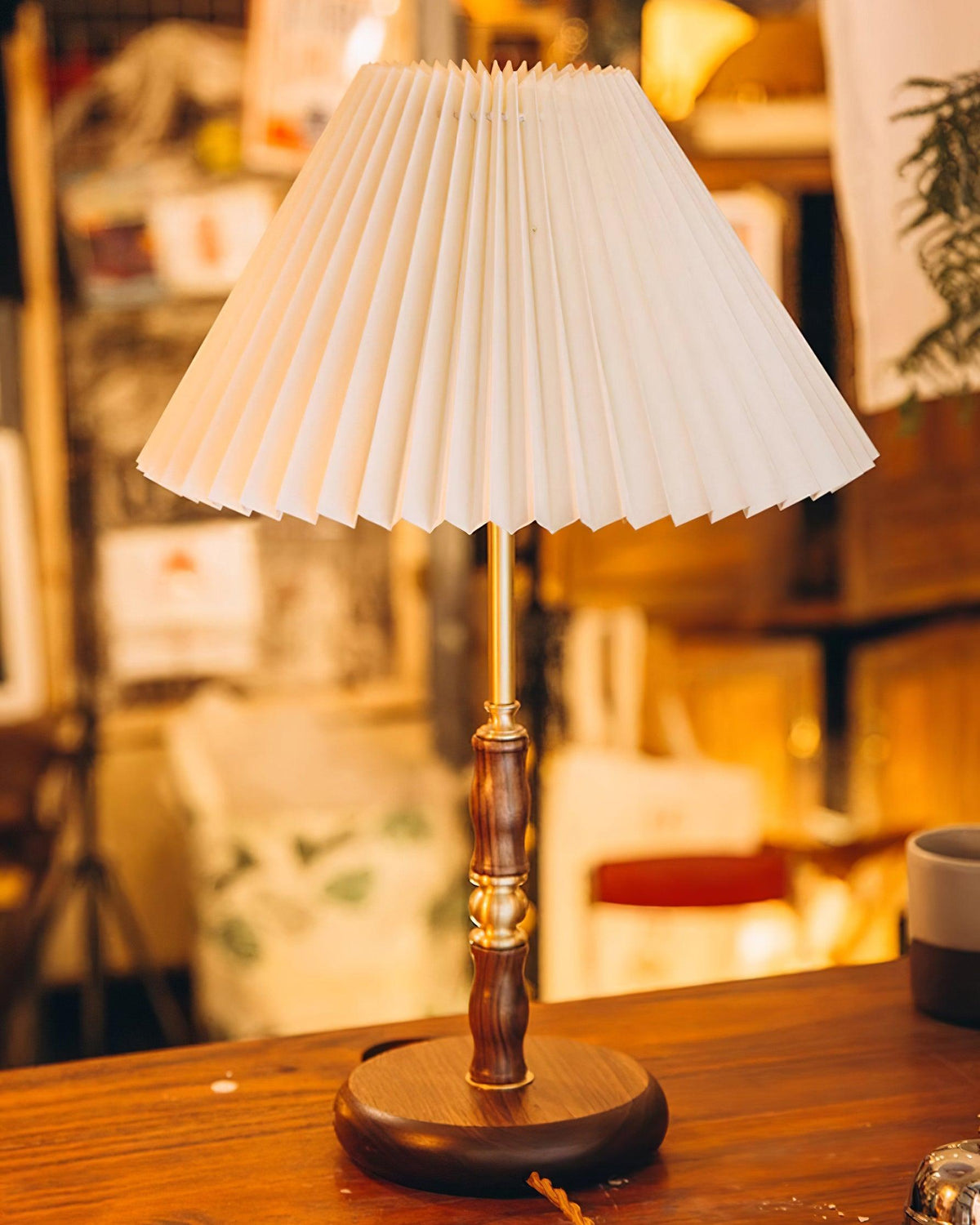 Mirelaya Table Lamp