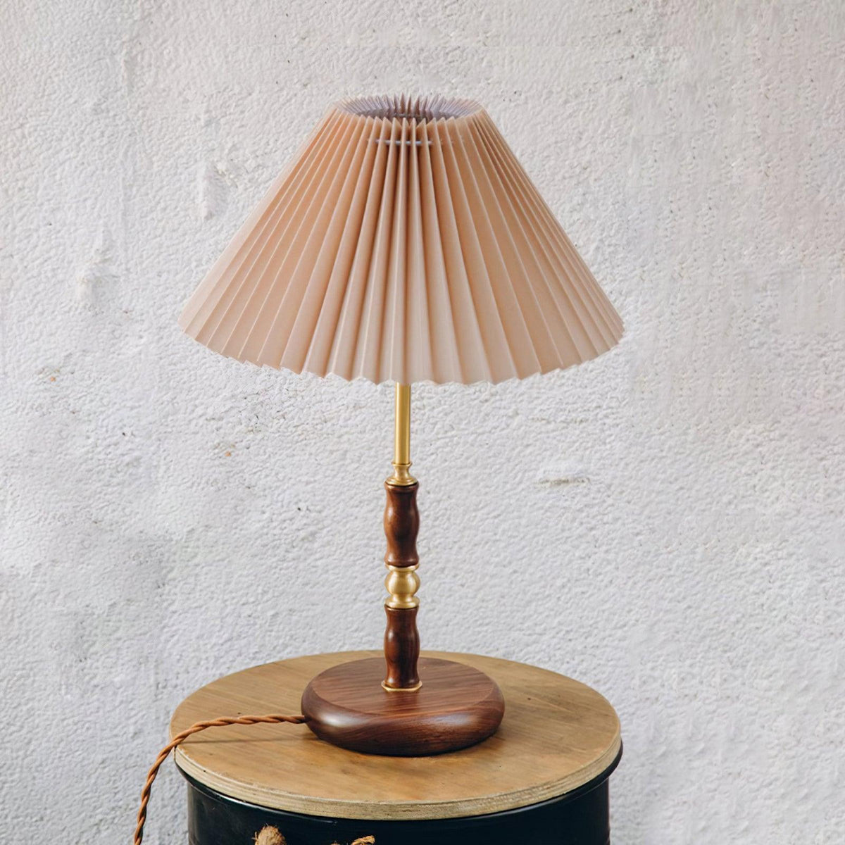 Mirelaya Table Lamp