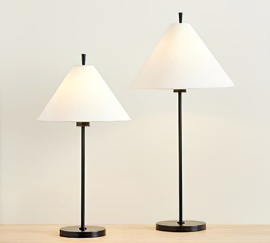 Sorivina elegant konusformet bordlampe