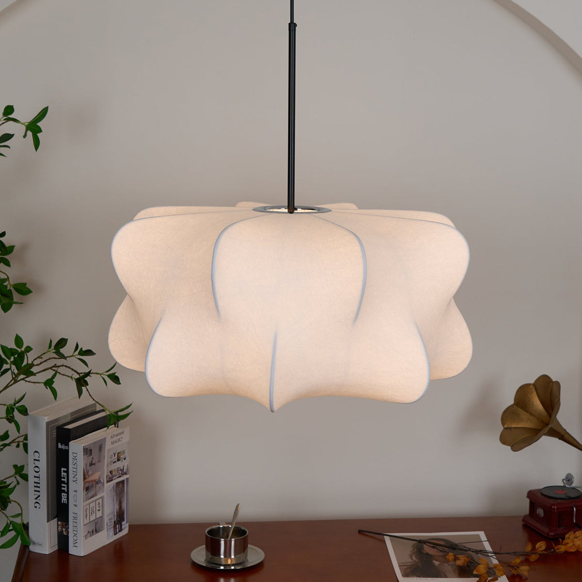 Pinon Cocoon-design-riippuvalaisin