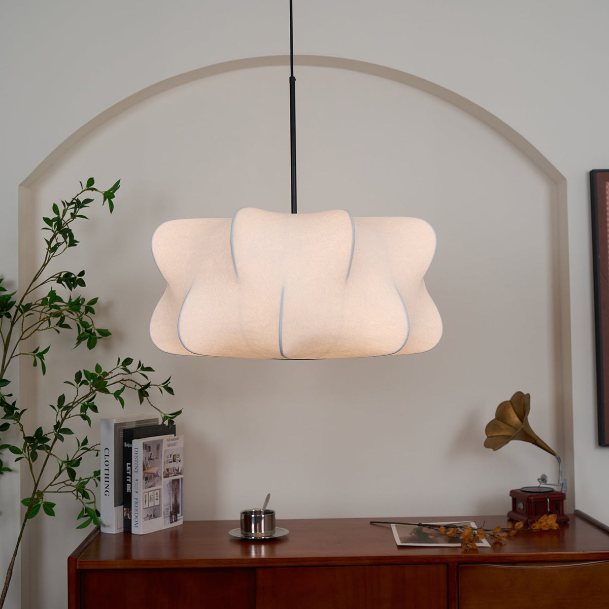Pinon Cocoon-design-riippuvalaisin