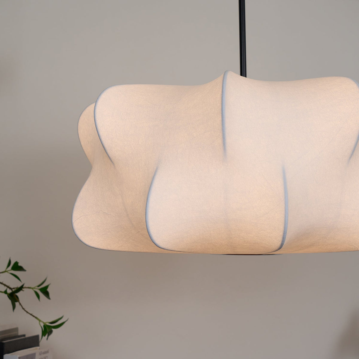 Pinon Cocoon-design-riippuvalaisin