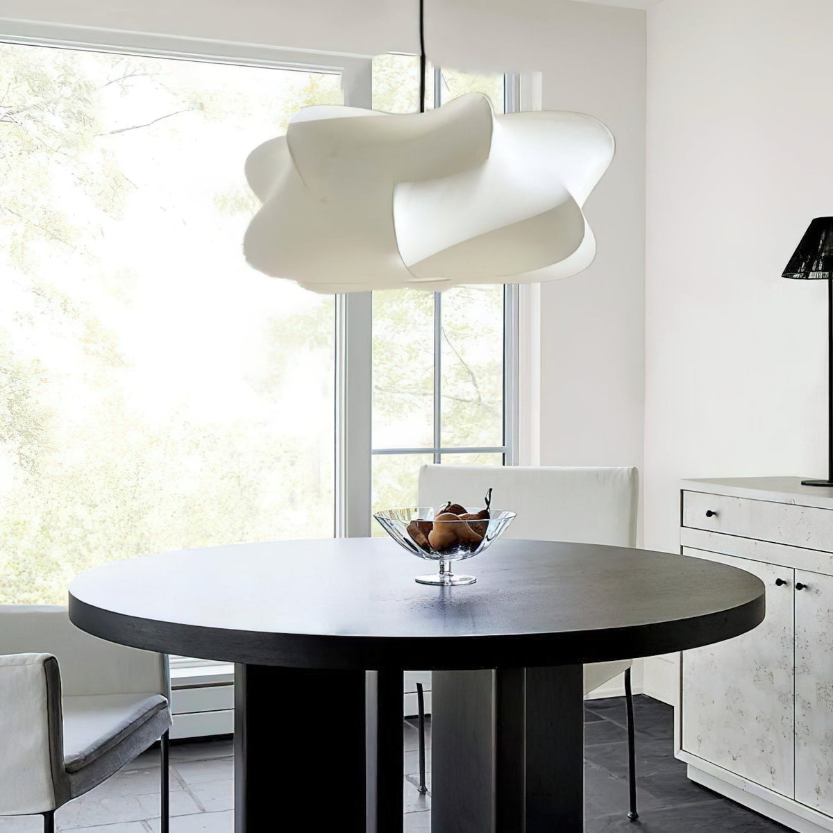 Pinon Cocoon-design-riippuvalaisin