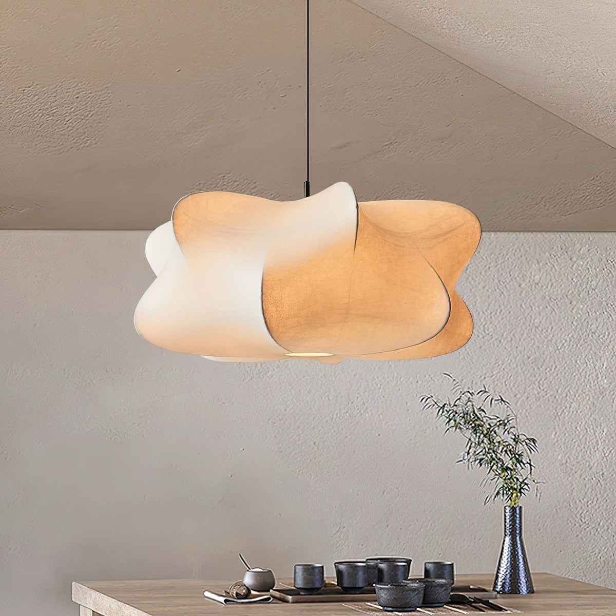 Pinon Cocoon-design-riippuvalaisin
