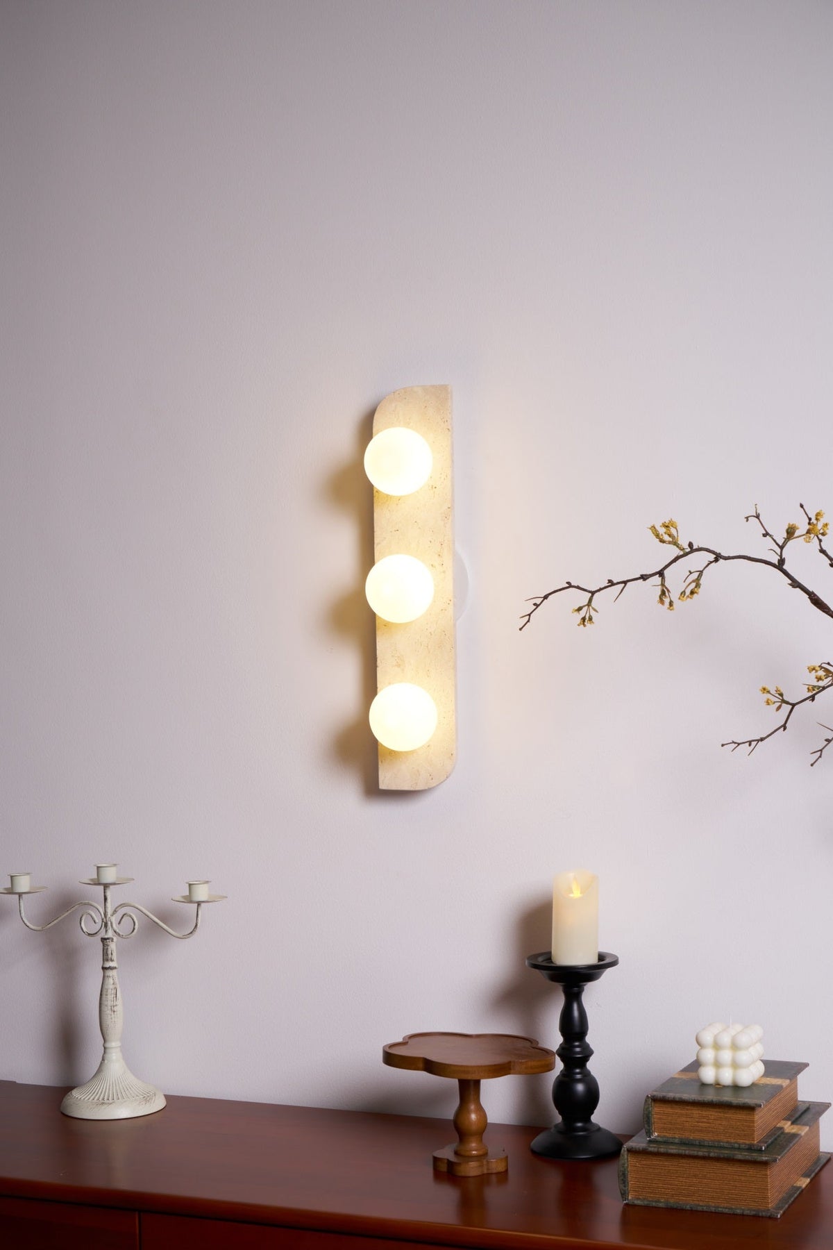 Taviniella minimalistisk vägglampa i travertin