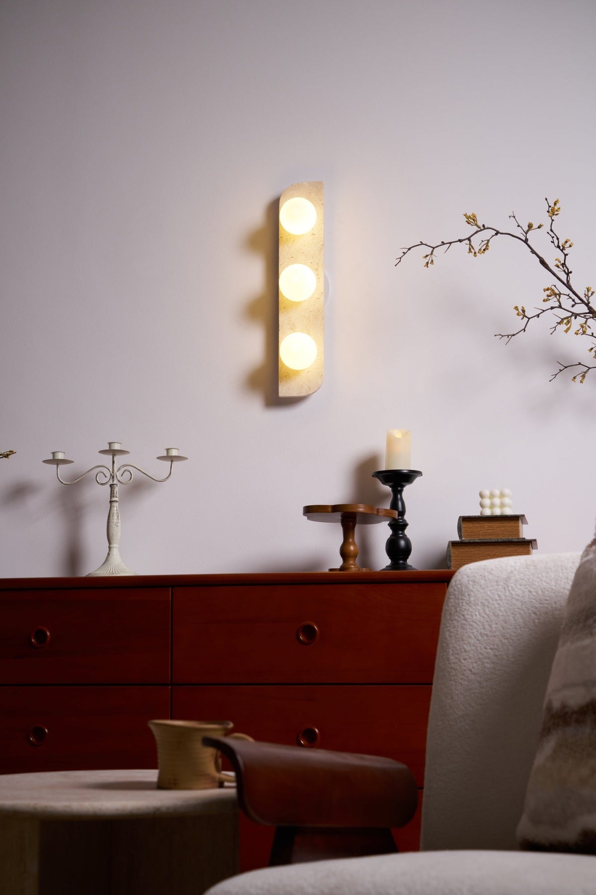 Taviniella minimalistisk vägglampa i travertin