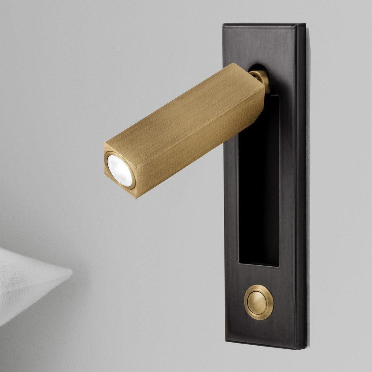 Ciranine modern vägglampa