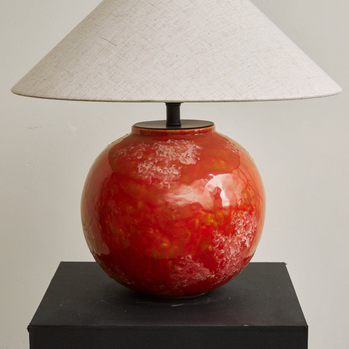Candeeiro de mesa contemporâneo Hemyn em cerâmica