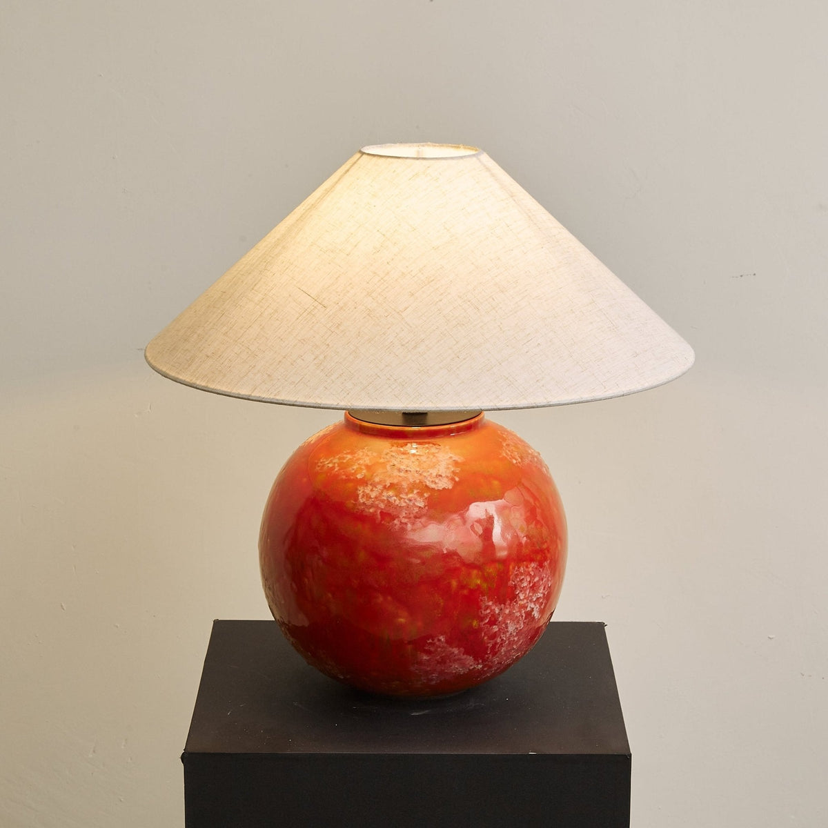 Candeeiro de mesa contemporâneo Hemyn em cerâmica