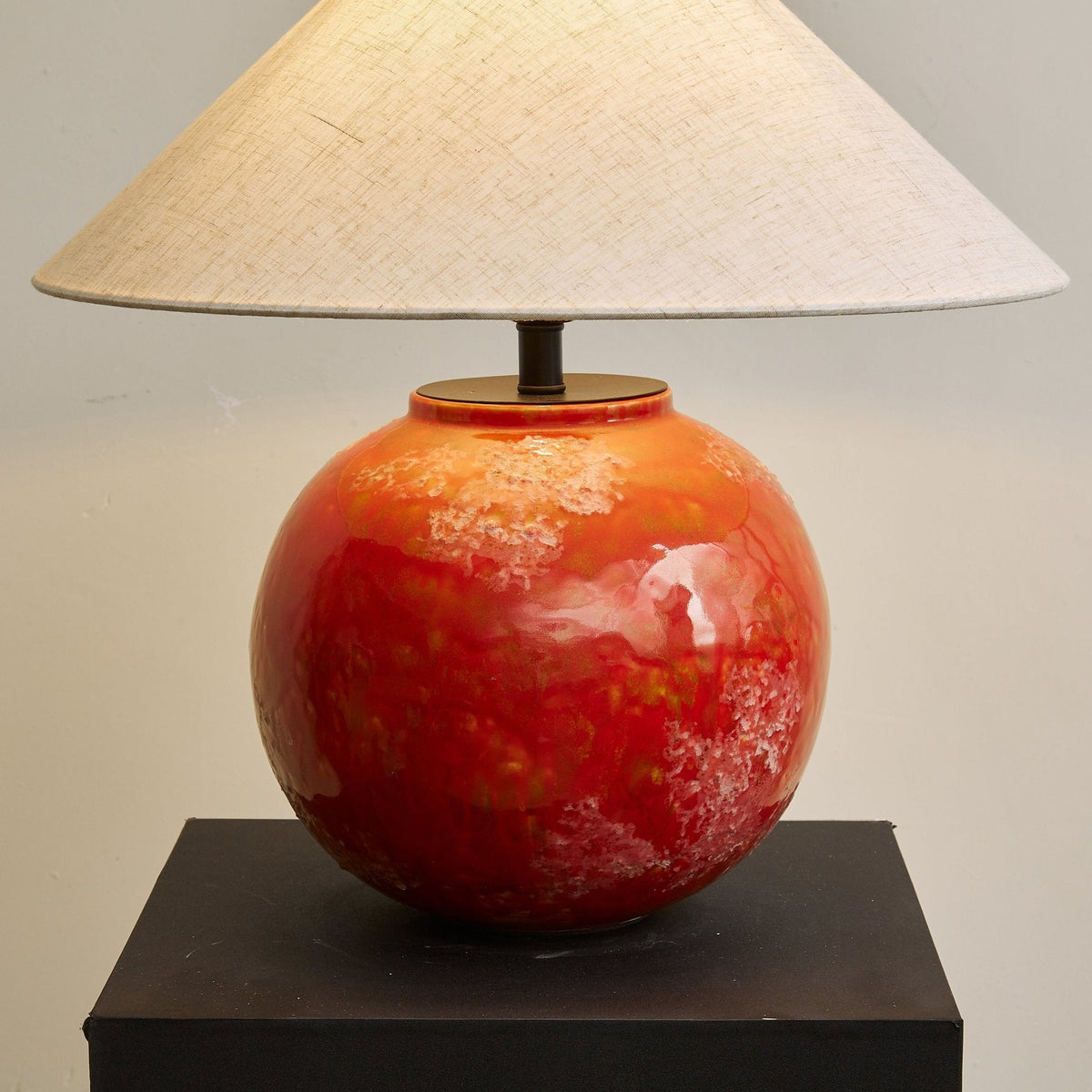 Candeeiro de mesa contemporâneo Hemyn em cerâmica