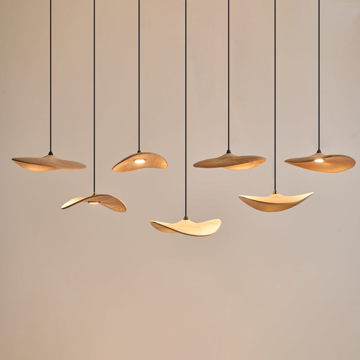 Candeeiro de lustre moderno minimalista em madeira, folha vazada Abbott