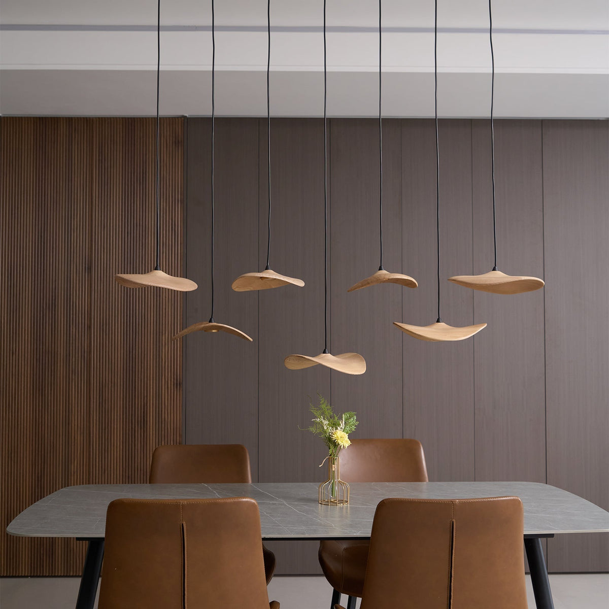 Candeeiro de lustre moderno minimalista em madeira, folha vazada Abbott