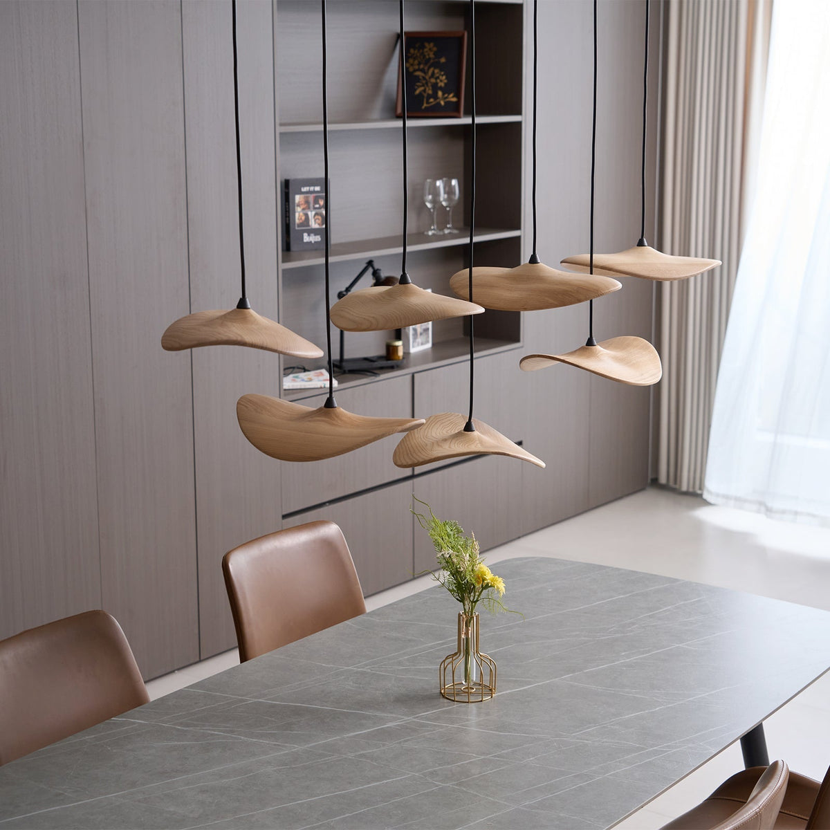 Candeeiro de lustre moderno minimalista em madeira, folha vazada Abbott