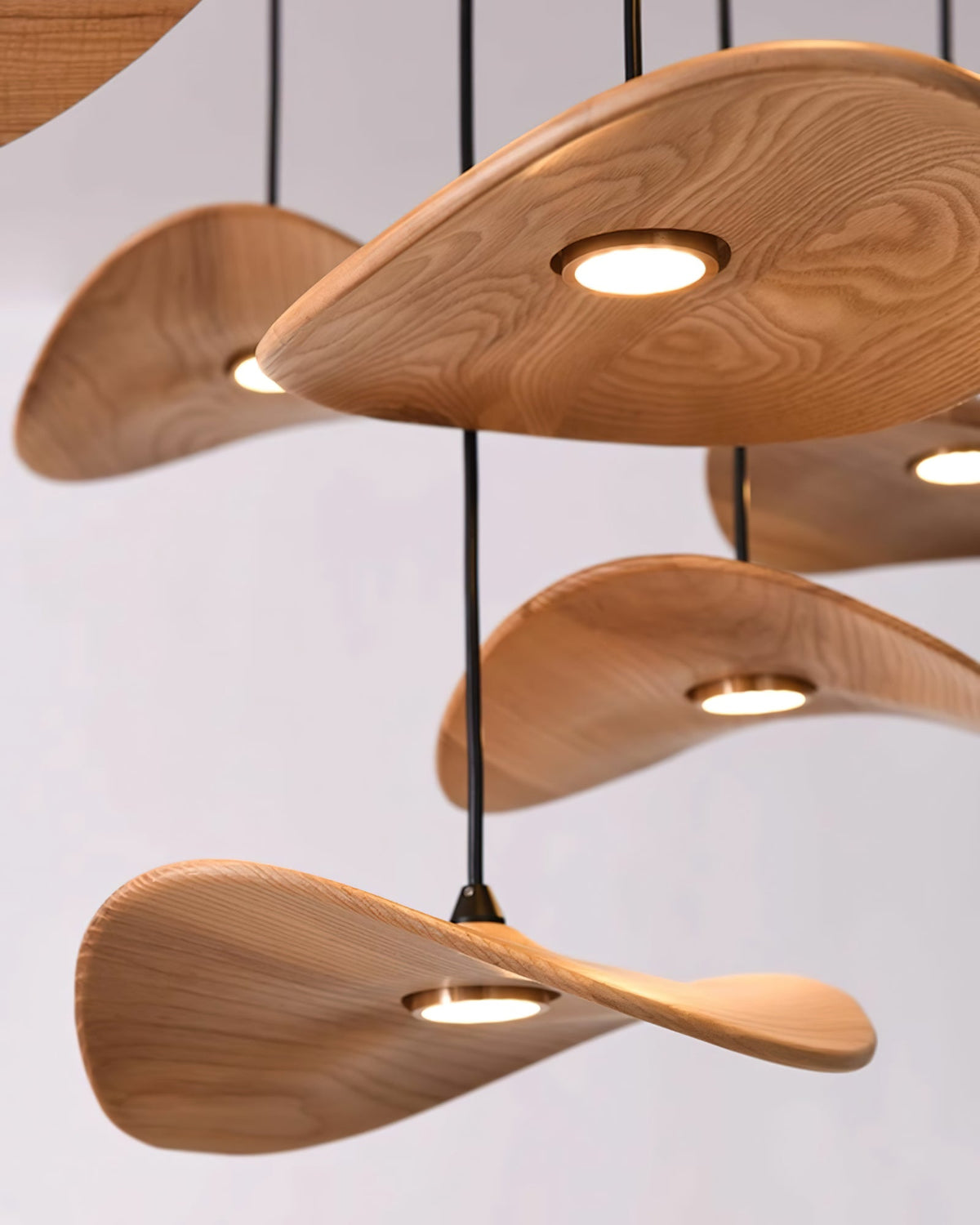 Candeeiro de lustre moderno minimalista em madeira, folha vazada Abbott