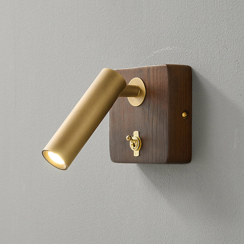 Sorinielle vägglampa